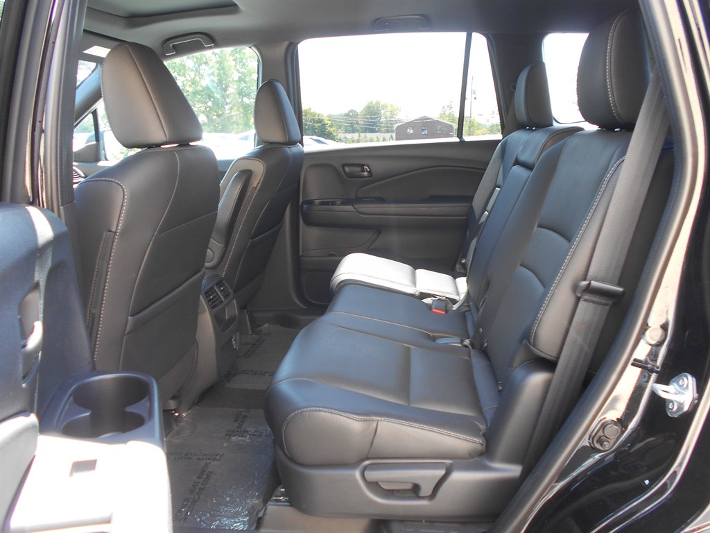 2022 Honda Passport - $28,995
