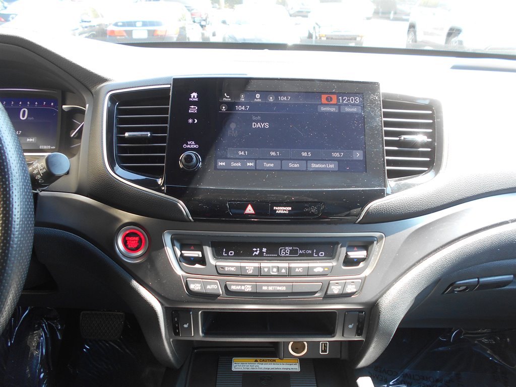 2022 Honda Passport - $28,995