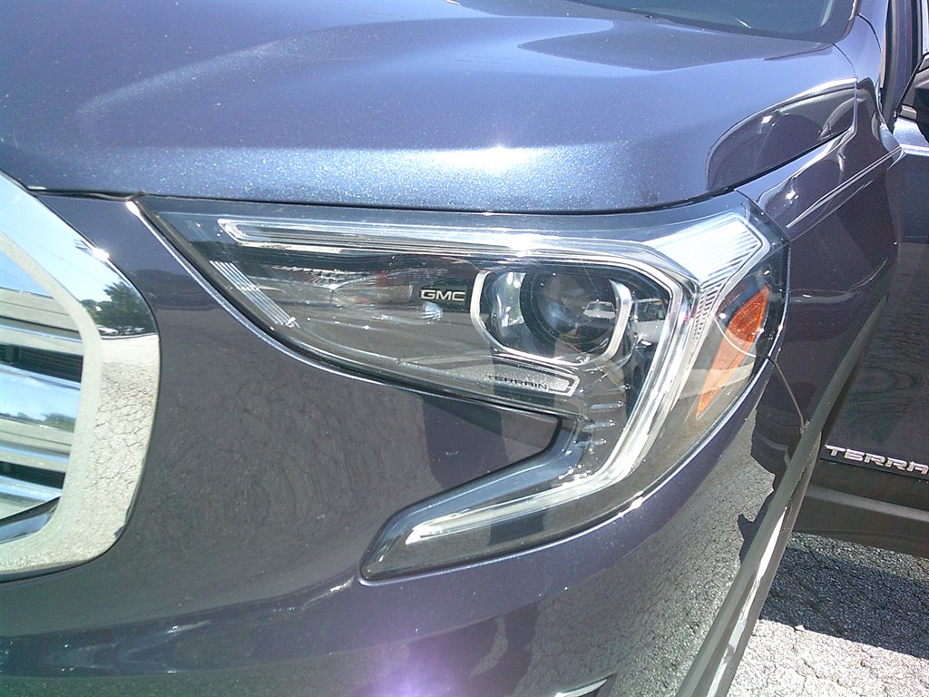 2018 GMC Terrain SLE photo