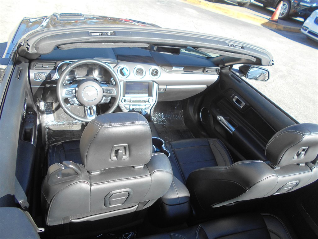 2018 Ford Mustang ECO Premium photo