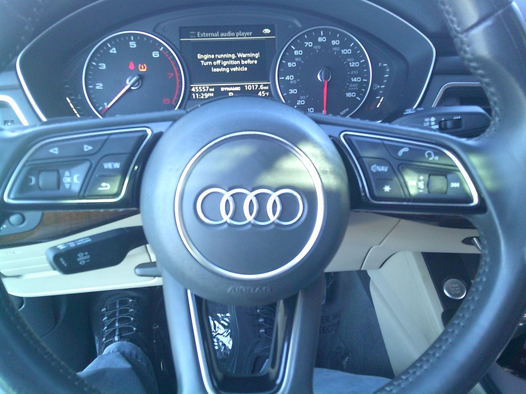 2017 Audi A4 Premium photo