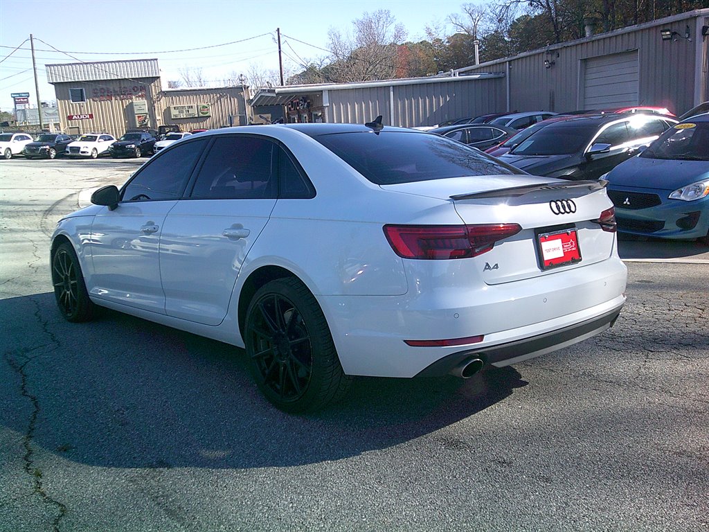 2017 Audi A4 Premium photo