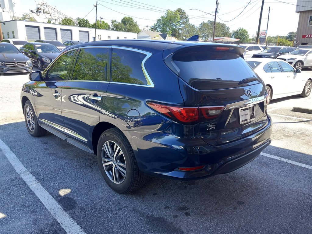 2020 Infiniti QX60 Luxe photo