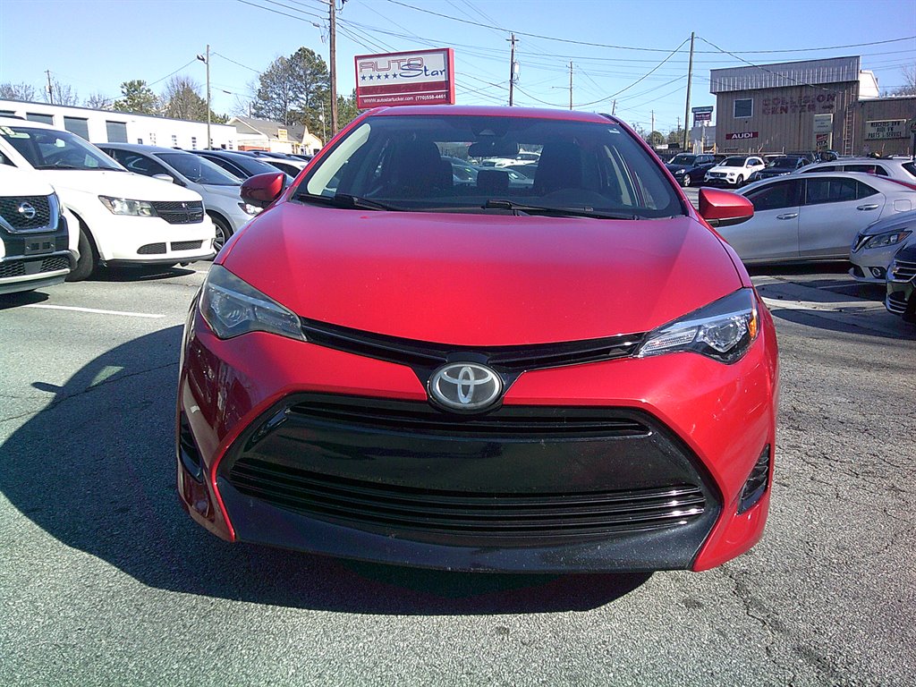 2017 Toyota Corolla LE photo