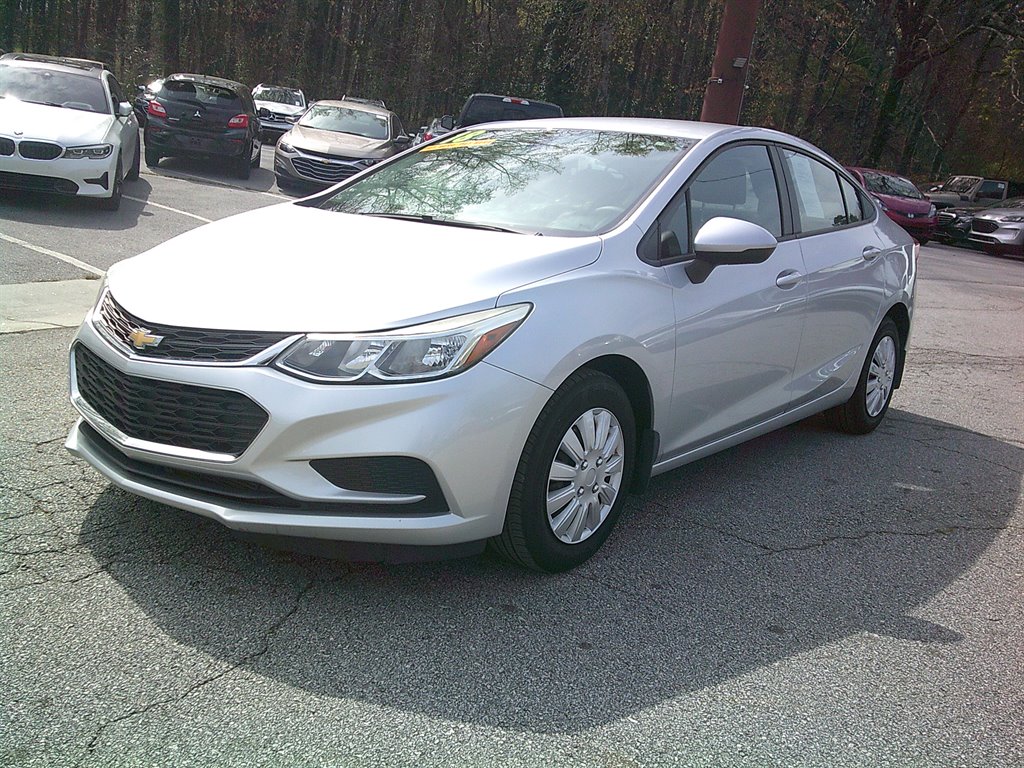 2018 Chevrolet Cruze - $13,995