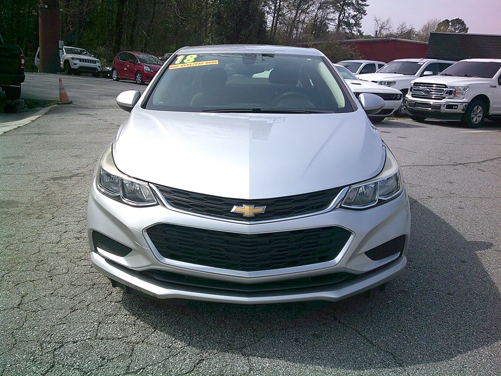 2018 Chevrolet Cruze - $13,995