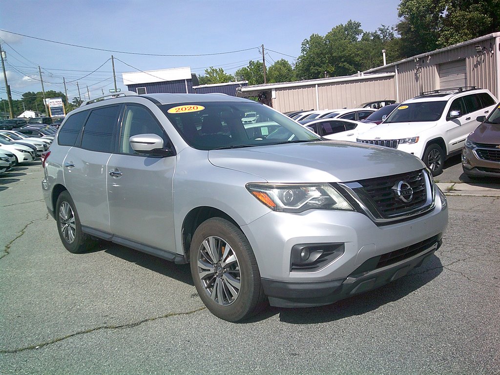 2020 Nissan Pathfinder - $15,995