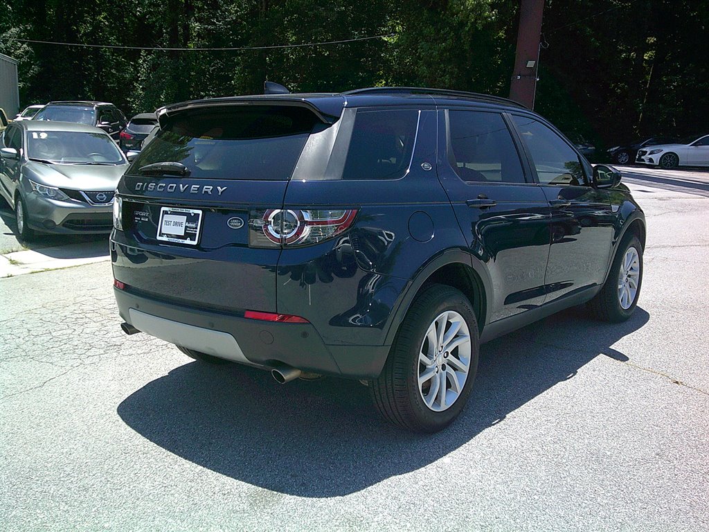 2019 Land Rover Discovery - $17,995