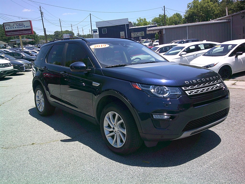 2019 Land Rover Discovery - $17,995