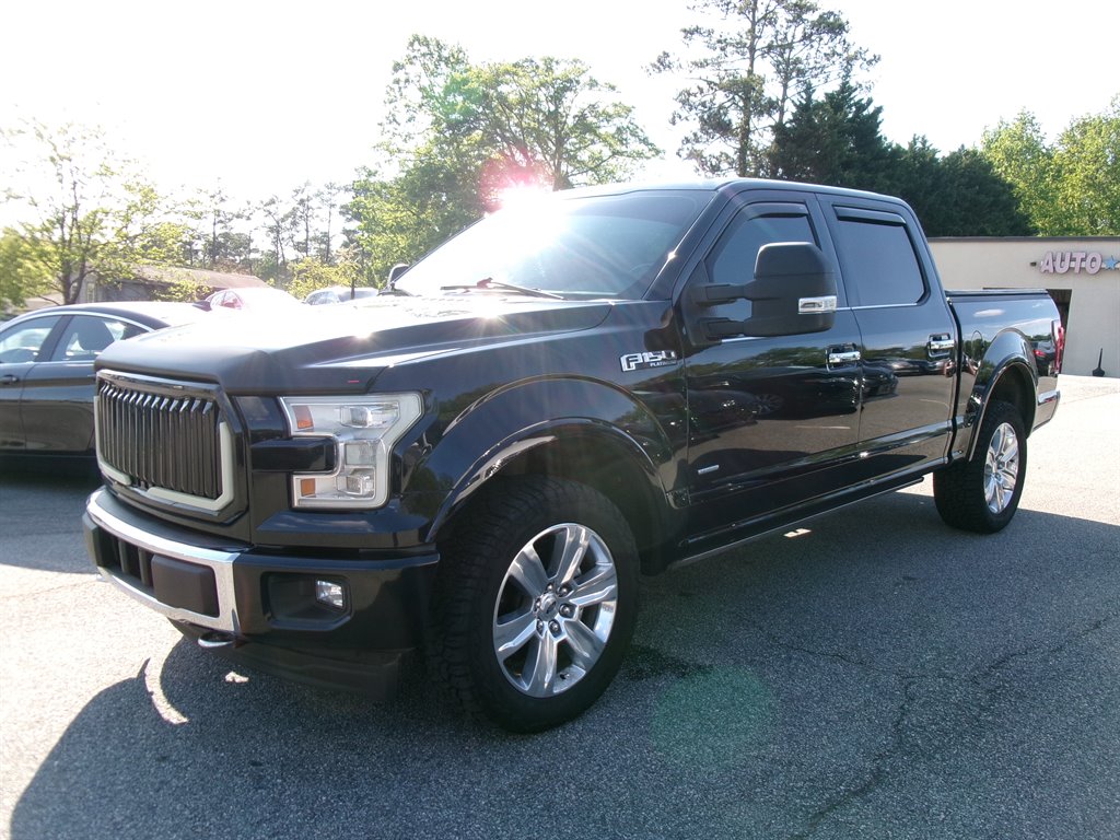 2017 Ford F-150 - $27,995