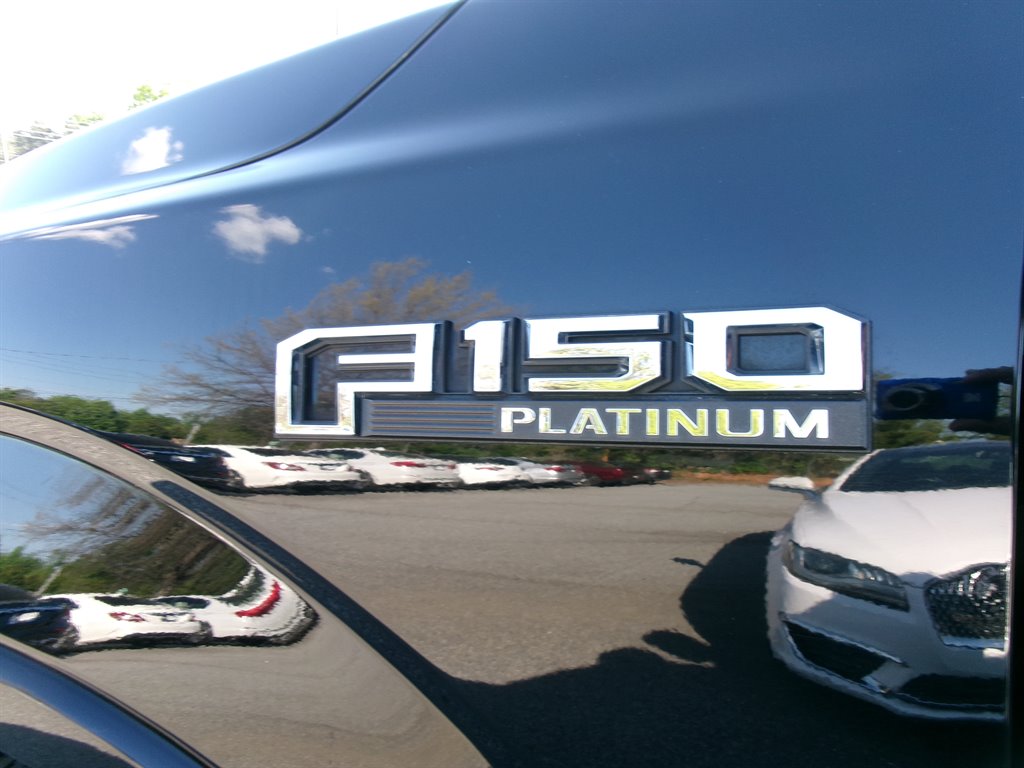2017 Ford F-150 - $27,995