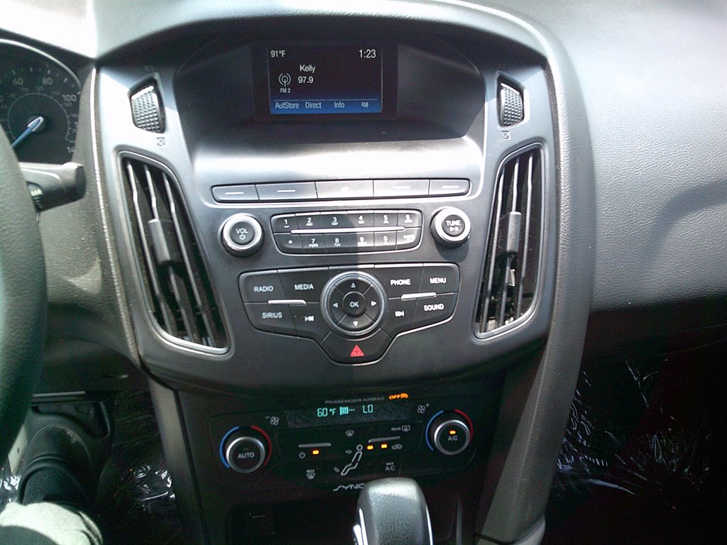 2018 Ford Focus - $11,995