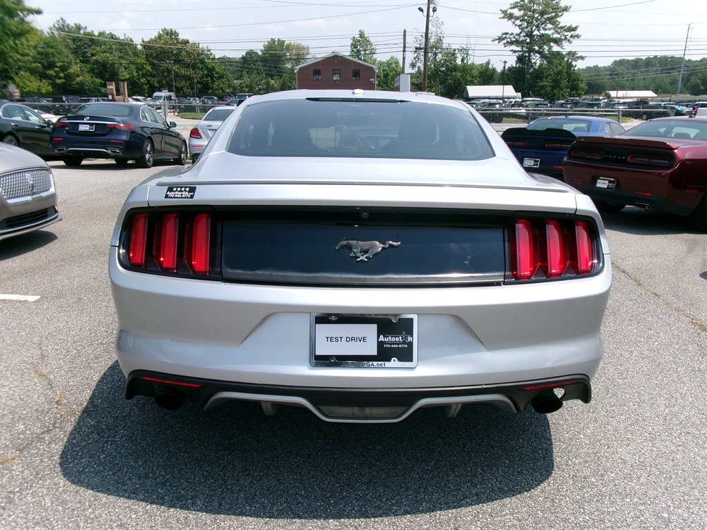 2016 Ford Mustang - $11,995