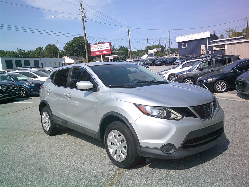 2019 Nissan Rogue - $11,995