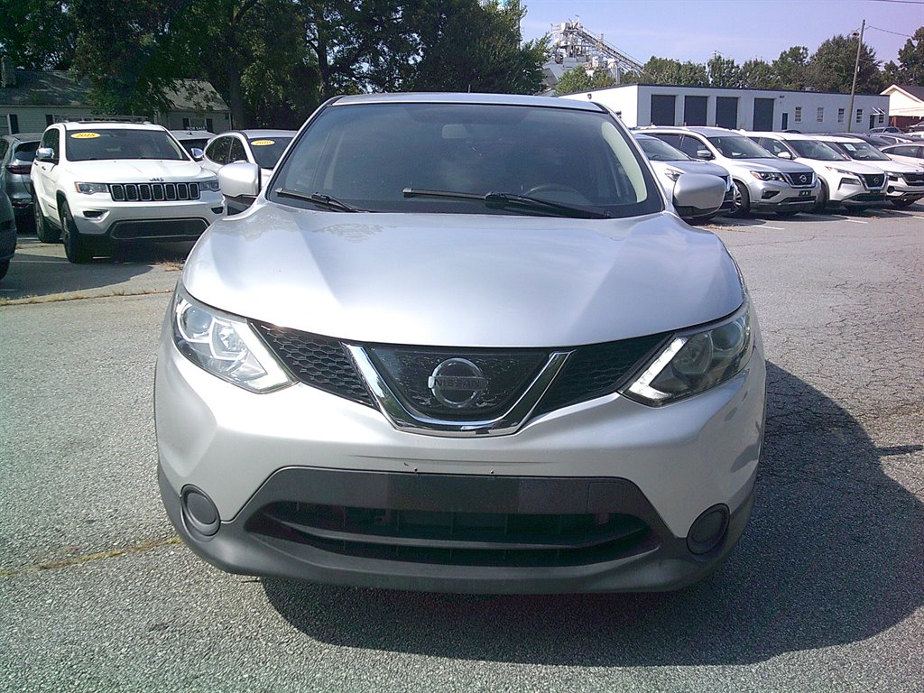 2019 Nissan Rogue - $11,995