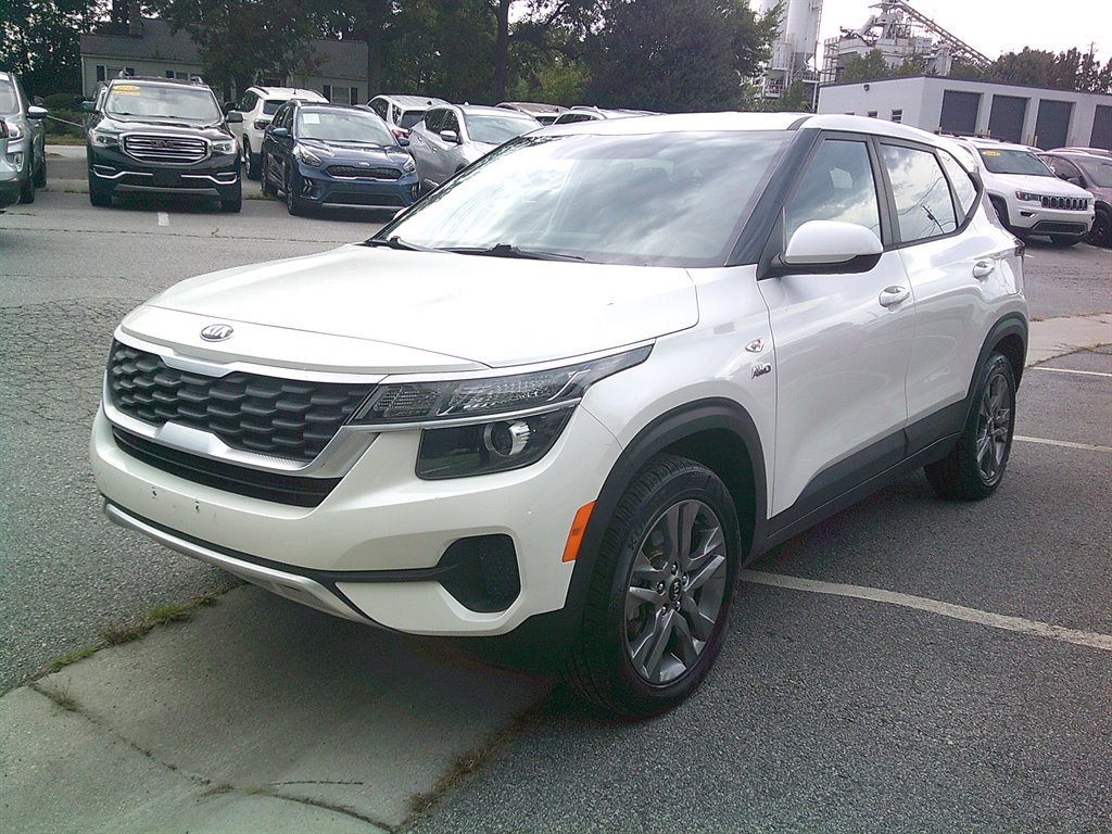 2021 Kia Seltos - $14,995