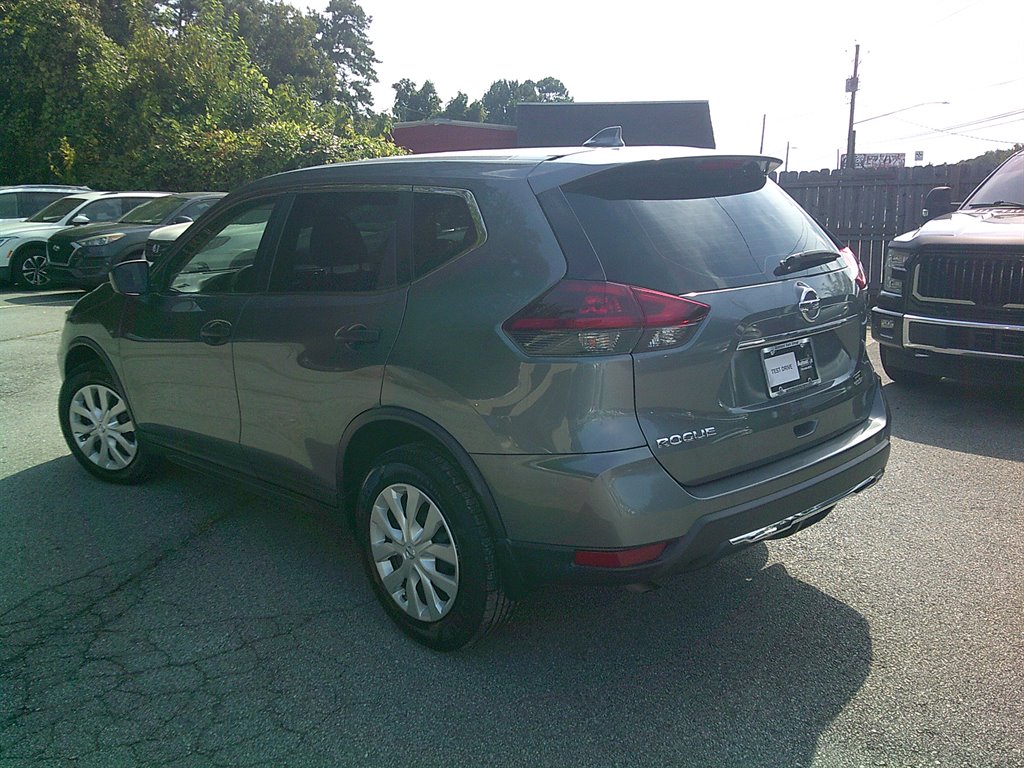 2020 Nissan Rogue - $15,995