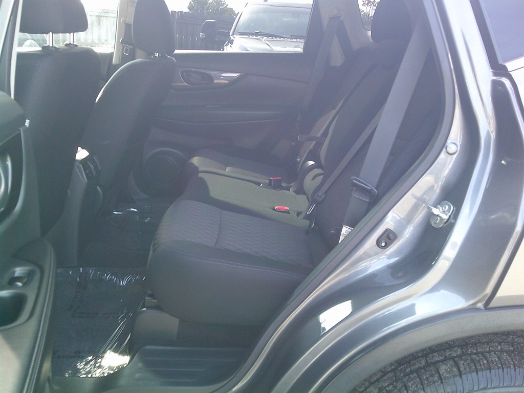 2020 Nissan Rogue - $15,995