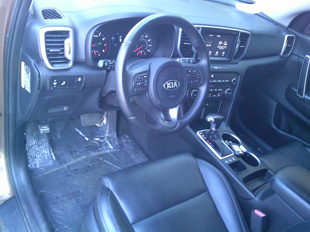 2017 Kia Sportage - $12,995