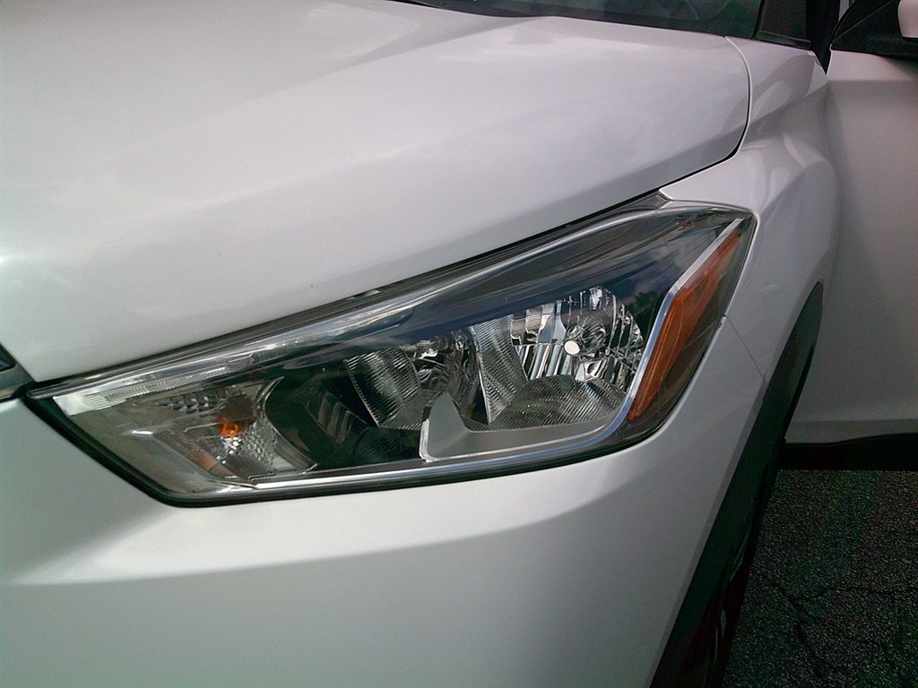 2019 Nissan Kicks S photo