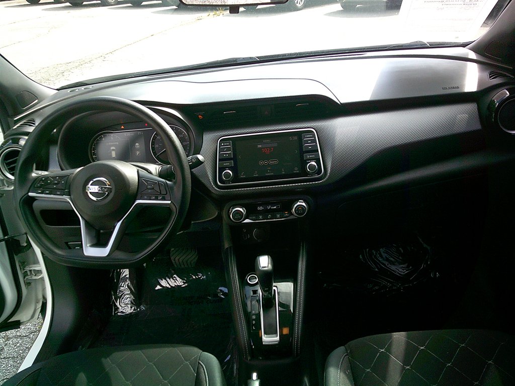 2019 Nissan Kicks S photo