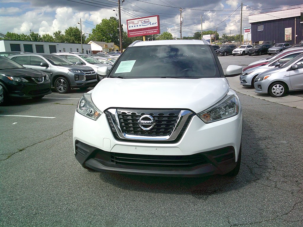 2019 Nissan Kicks S photo