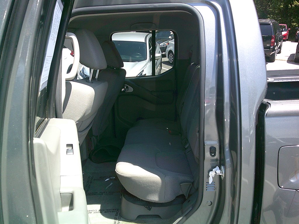 2017 Nissan Frontier - $16,995