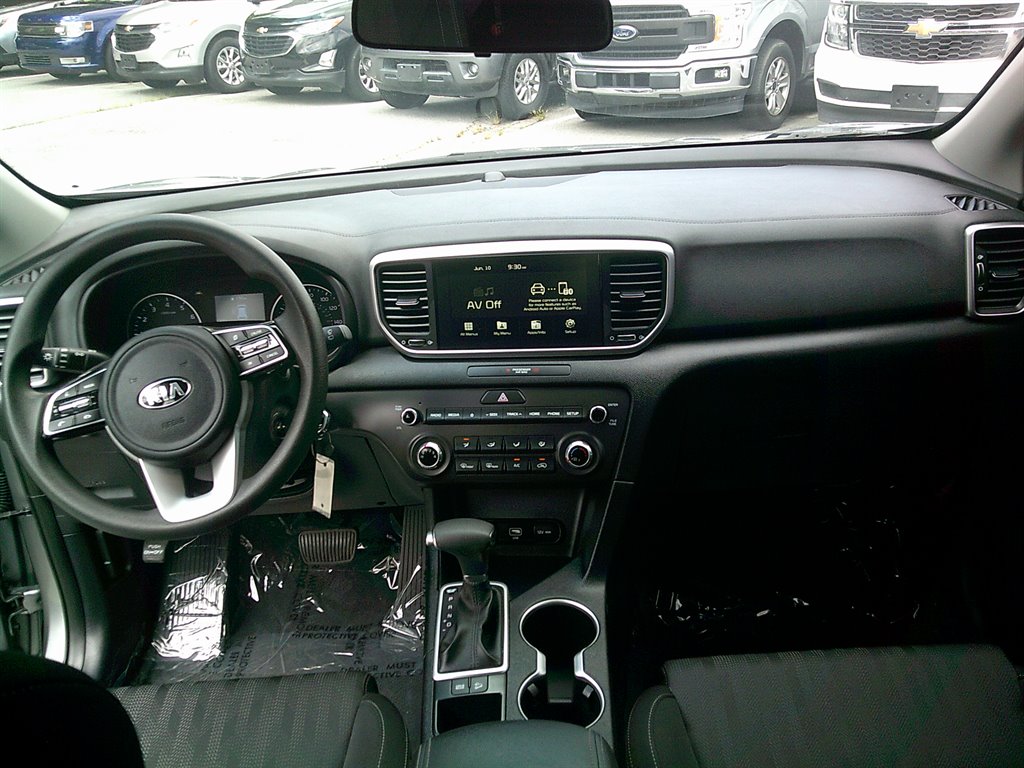2022 Kia Sportage - $17,995