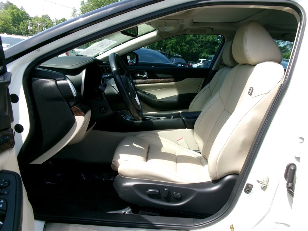 2018 Nissan Maxima - $22,995