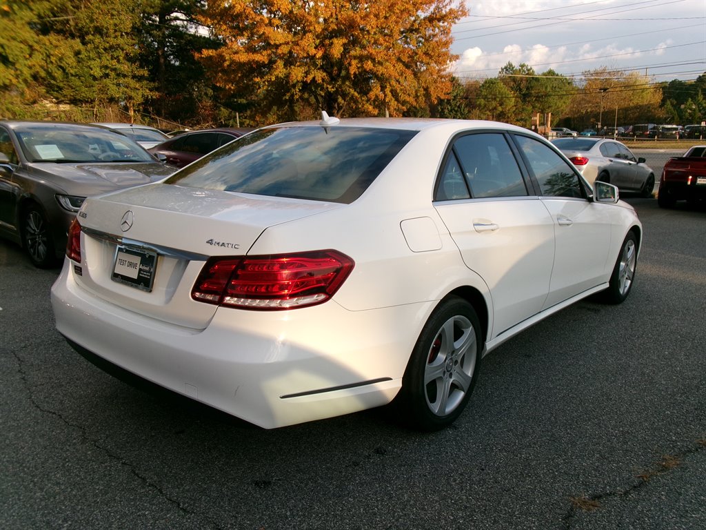 2016 Mercedes-Benz E-Class - $15,995