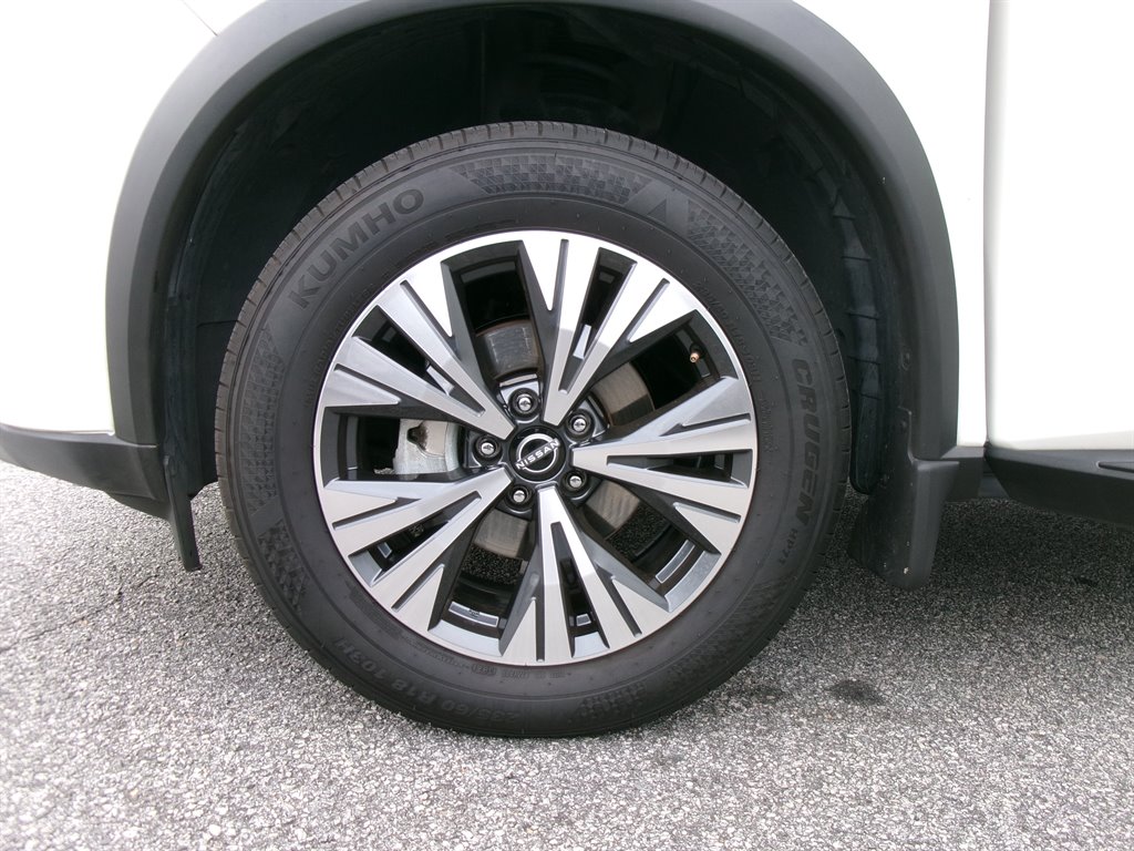2023 Nissan Rogue - $18,995