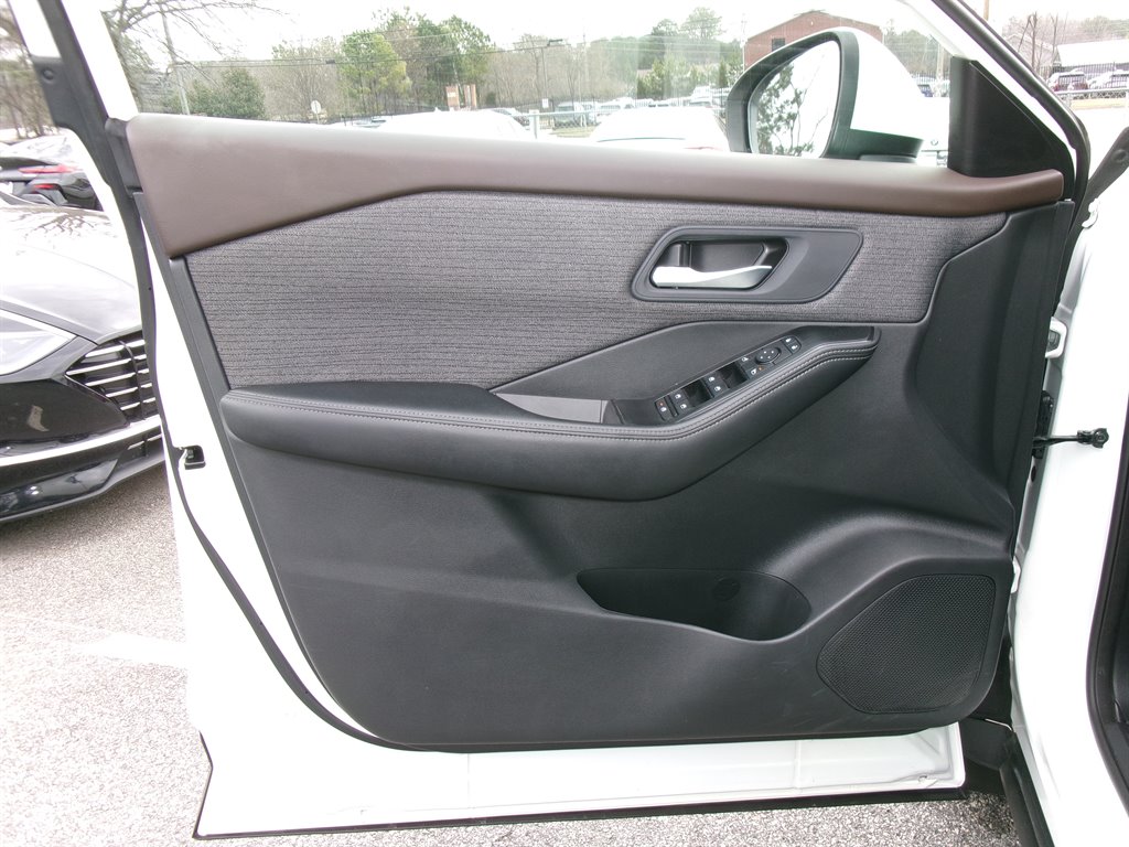 2023 Nissan Rogue - $18,995