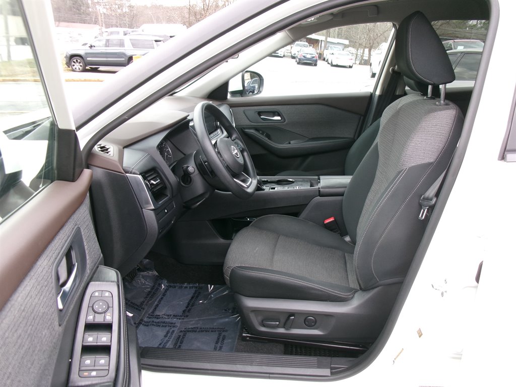 2023 Nissan Rogue - $18,995