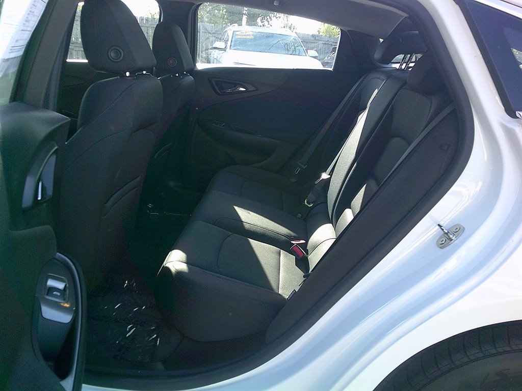 2019 Chevrolet Malibu - $16,995