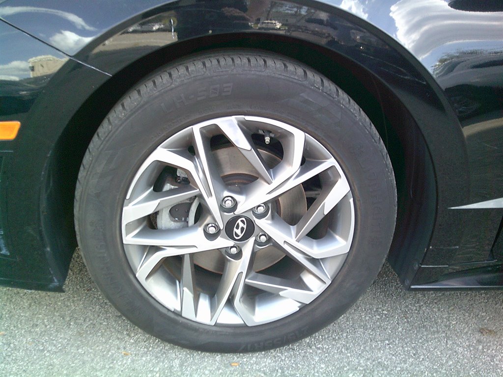 2023 Hyundai Sonata - $21,995