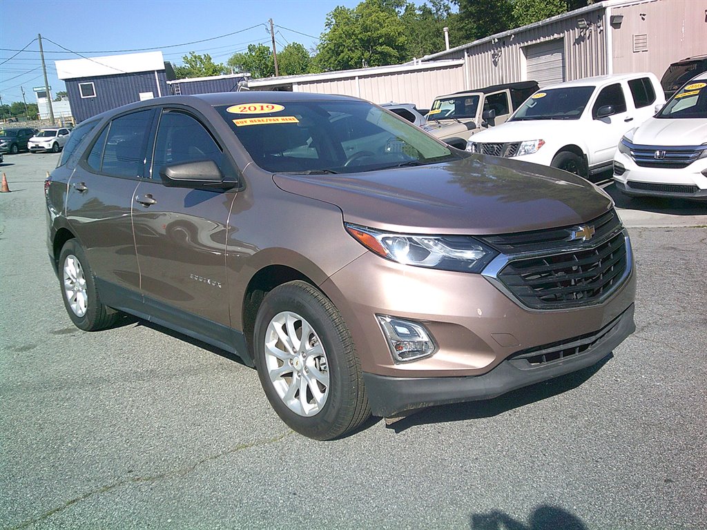 2019 Chevrolet Equinox - $17,995