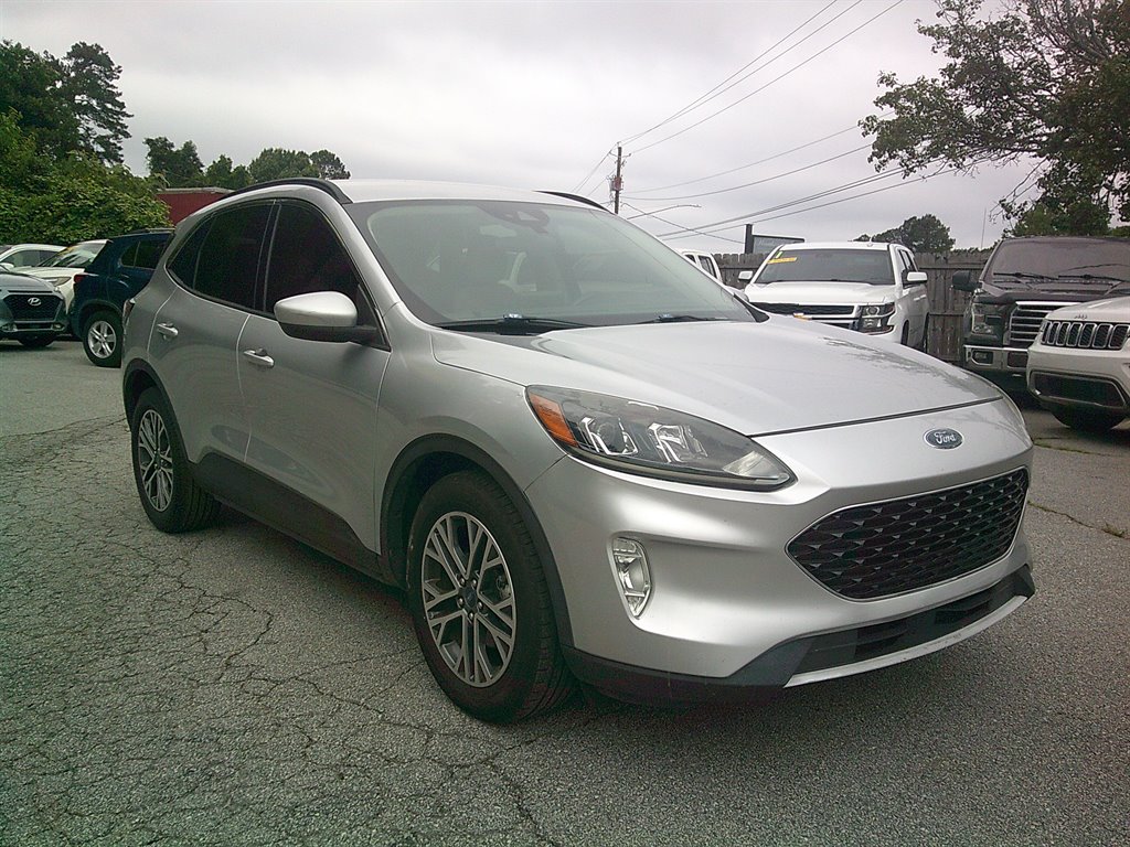 2020 Ford Escape - $16,995