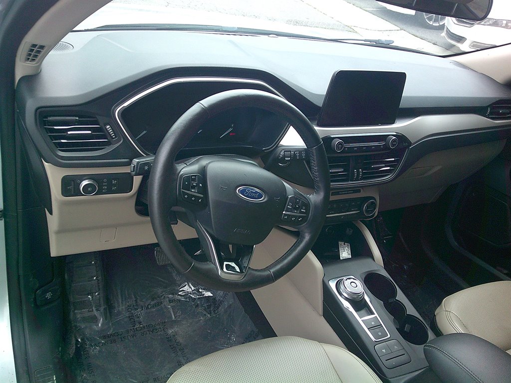 2020 Ford Escape - $16,995