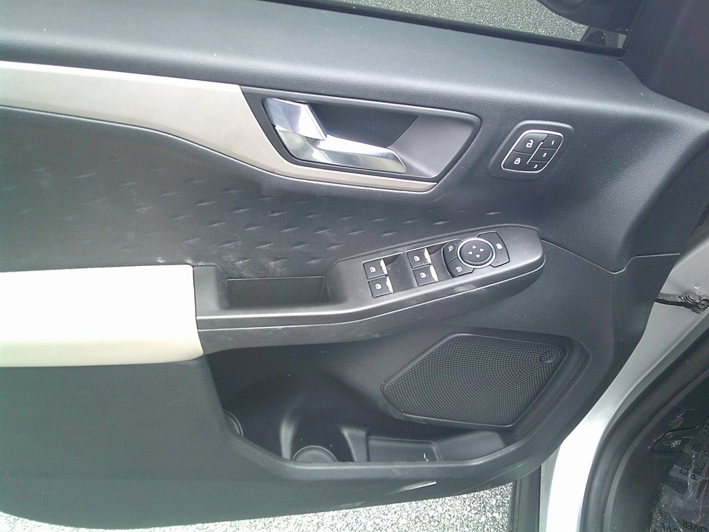 2020 Ford Escape - $16,995