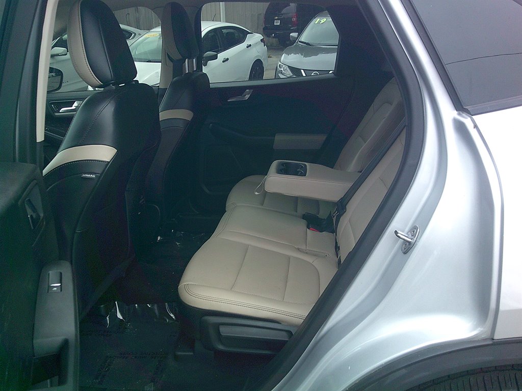 2020 Ford Escape - $16,995