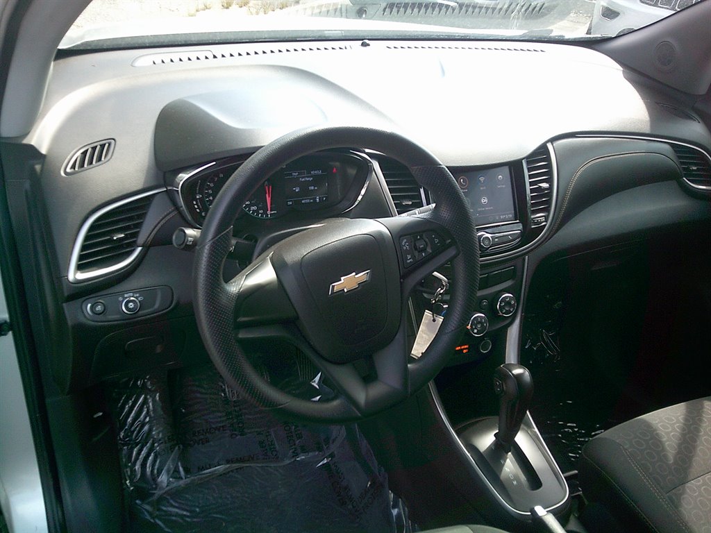 2020 Chevrolet Trax - $15,995