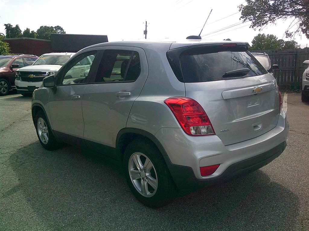 2020 Chevrolet Trax - $15,995