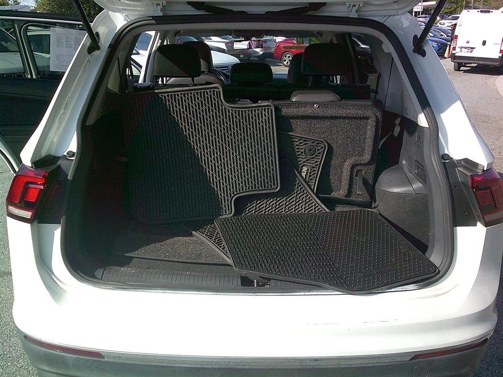 2021 Volkswagen Tiguan - $19,995