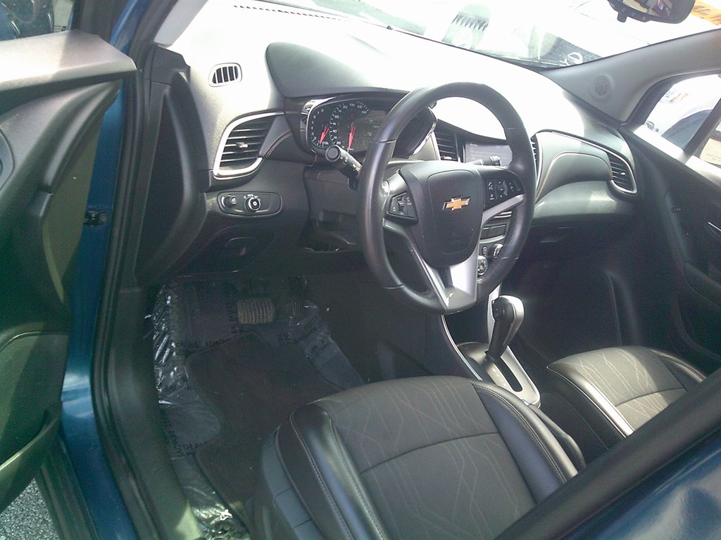 2020 Chevrolet Trax - $14,995