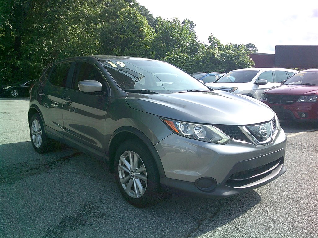 2019 Nissan Rogue - $14,995