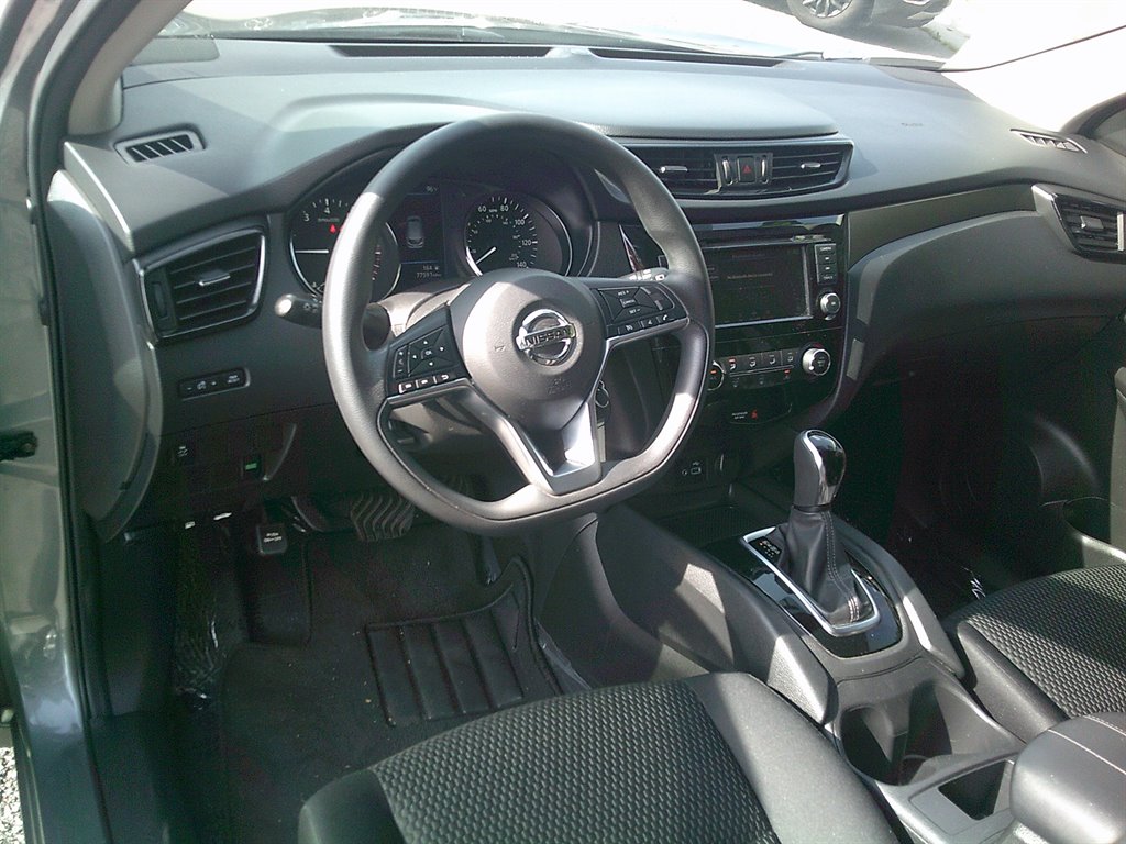 2019 Nissan Rogue - $14,995