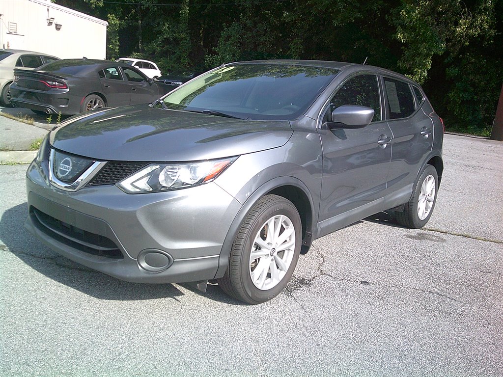 2019 Nissan Rogue - $14,995