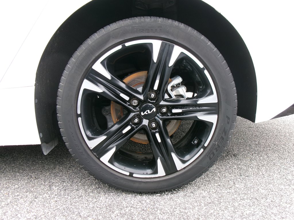 2022 Kia K5 - $22,995