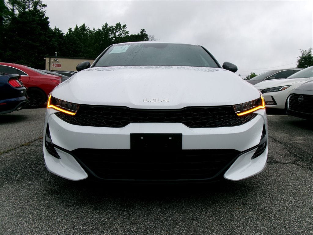 2022 Kia K5 - $22,995