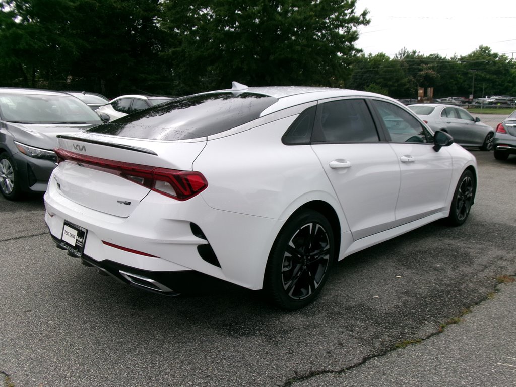 2022 Kia K5 - $22,995